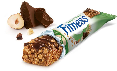 Italian Gourmet Knabberartikel Nestlé Fitness Chocolate & Hazelnut Müsliriegel Schokolade & Haselnuss 18x135g (6 x 22,5g) 8032804040014