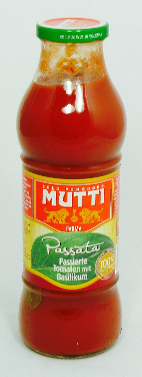 Passata Mutti con basilico