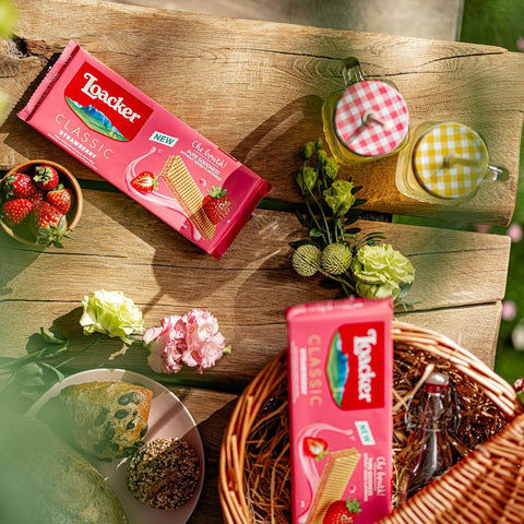 Loacker Kekse 6x Loacker Wafer Classic Fragola Waffeln gefüllt mit Erdbeercreme, 175 g