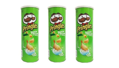 Pringles Sour Cream & Onion Patatine Sauerrahm & Zwiebel Kartoffel chips 3x160g Original italienisch Snack