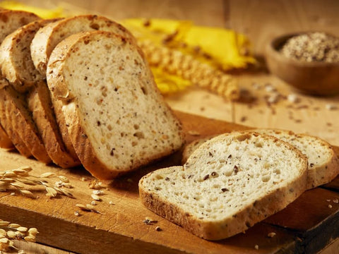 Schar Chips Schar Mastro Panettiere Cereale Glutenfreies Brot Schnittbrot mit 7 Saaten und Getreide 8x330g + Italian Gourmet polpa 400g 8008698027424